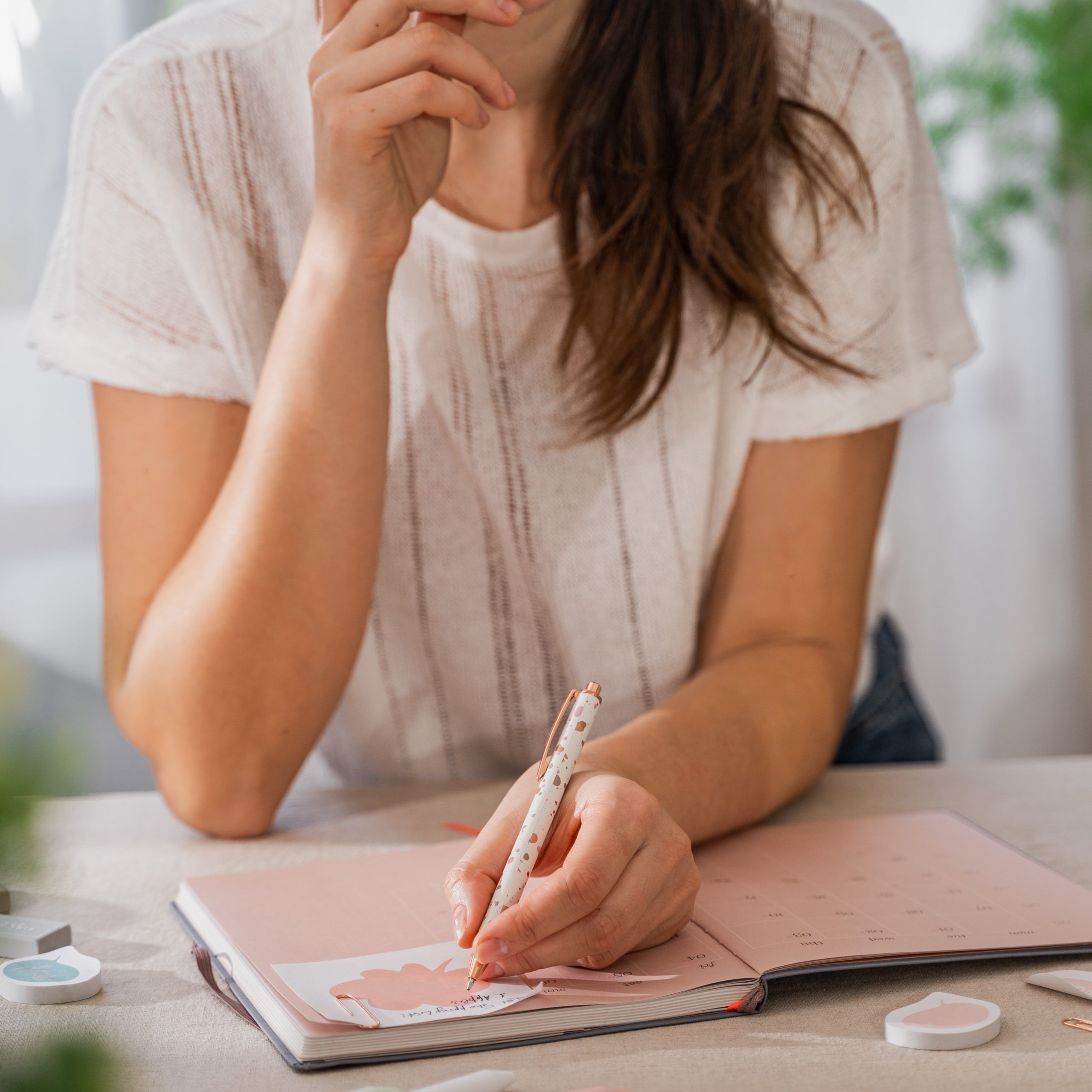 A woman receiving referrals for free pregnancy services in Arlington, Texas