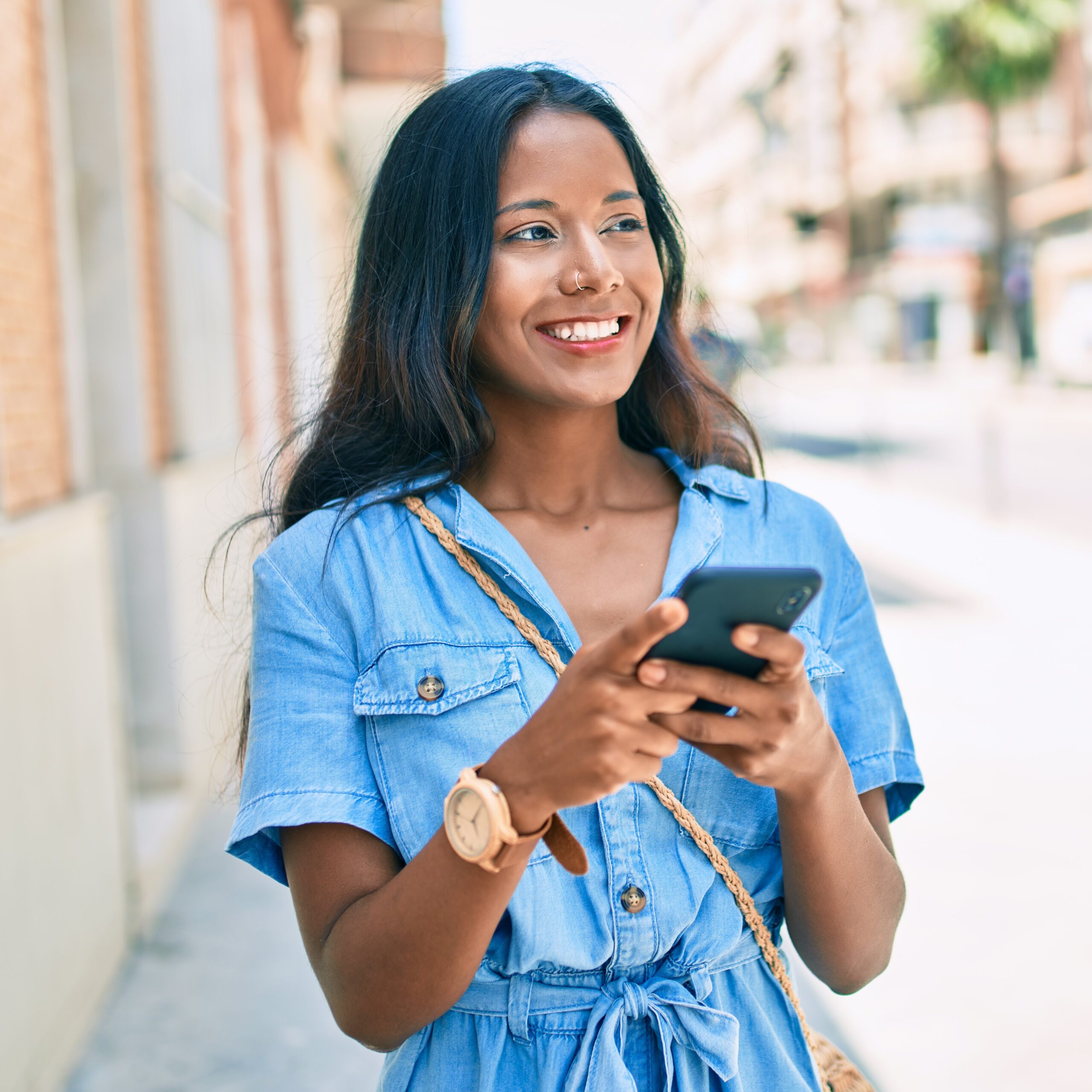 Woman scheduling an appointment for STI testing and treatment at Metroplex Women's Center in Arlington Texas 